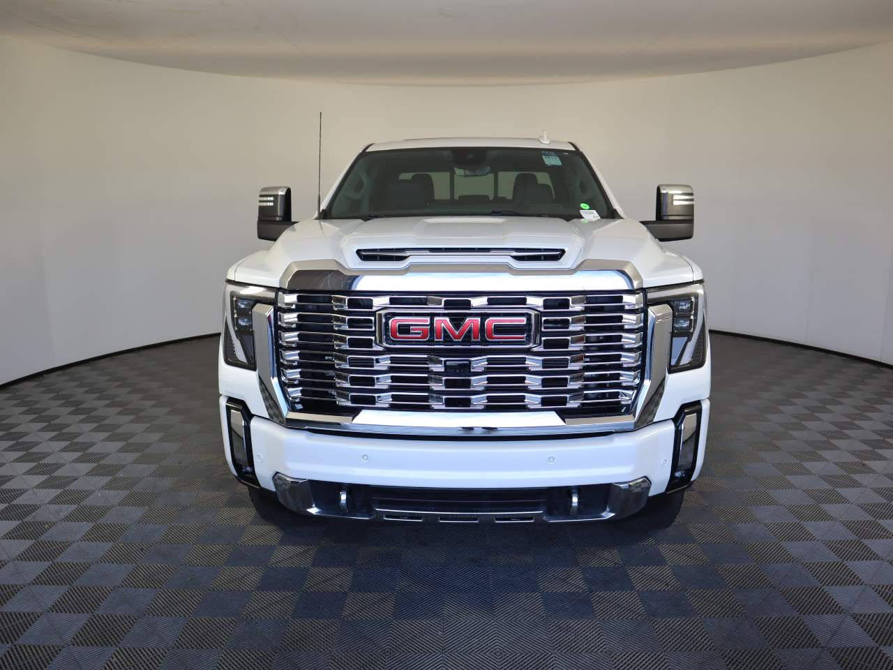 2024 Gmc Sierra HD Denali photo 3