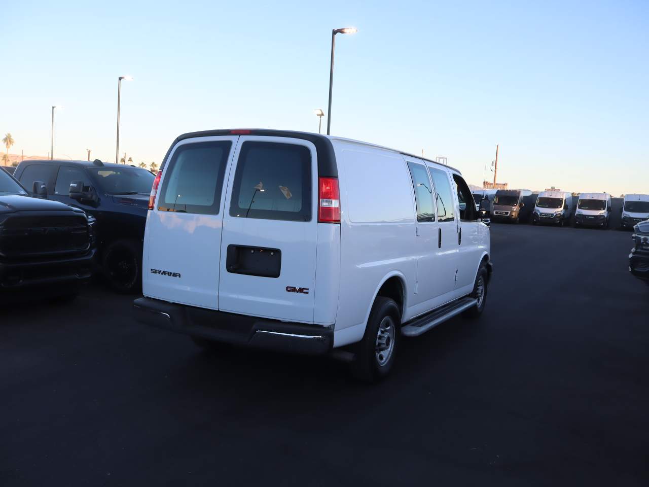 2022 GMC Savana 2500