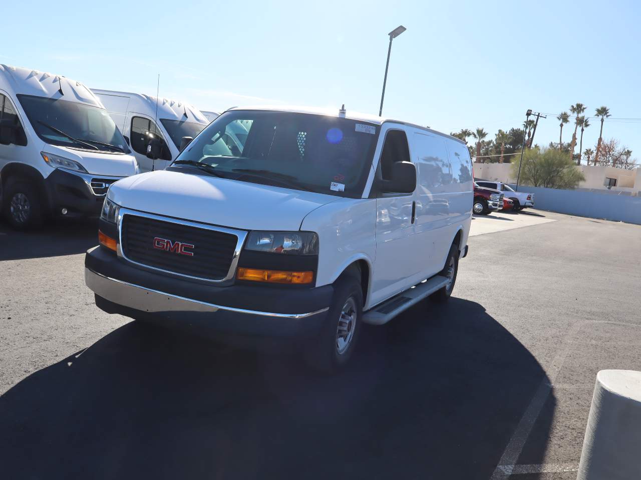 2022 GMC Savana 2500