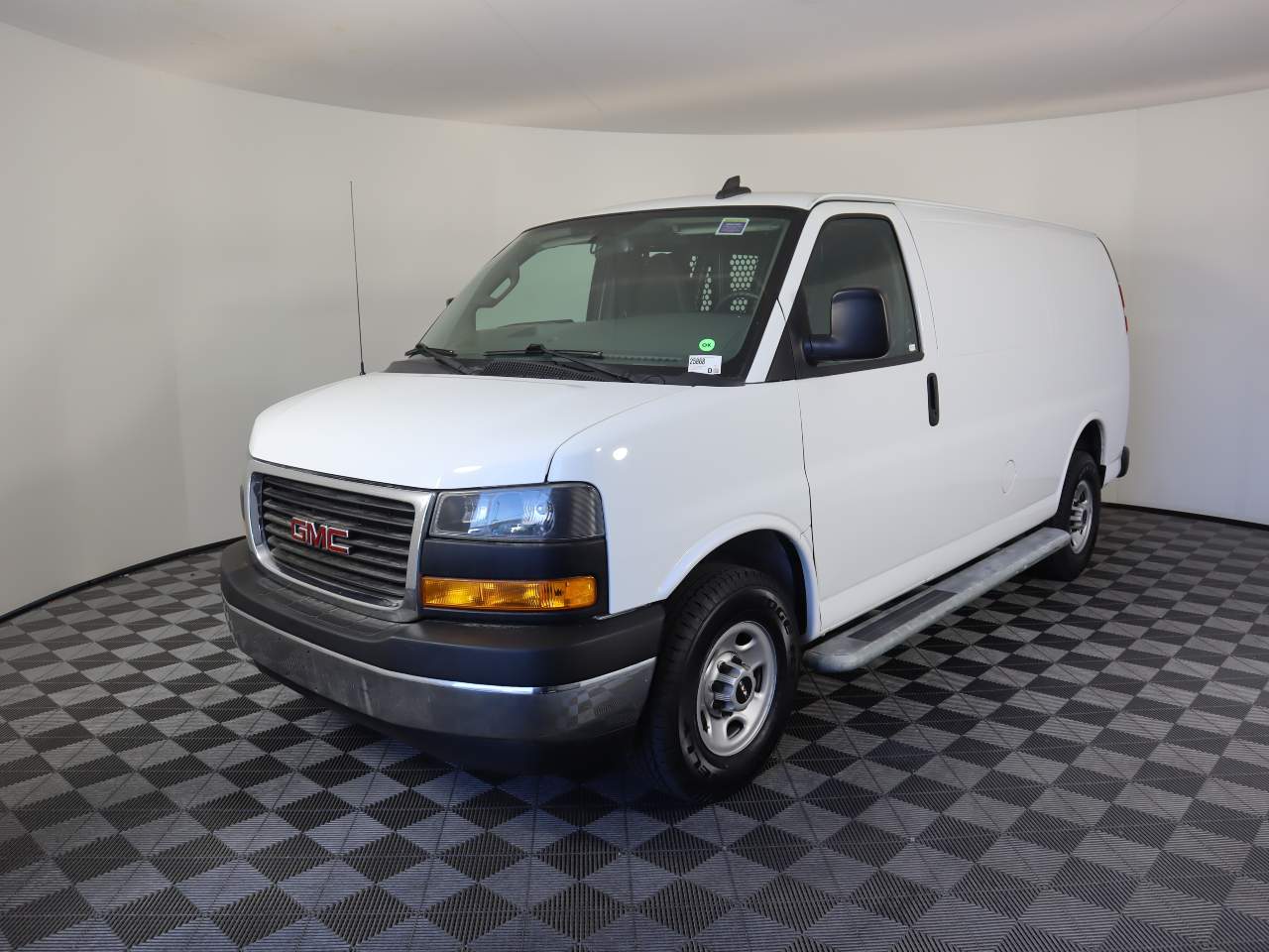 2021 GMC Savana 2500