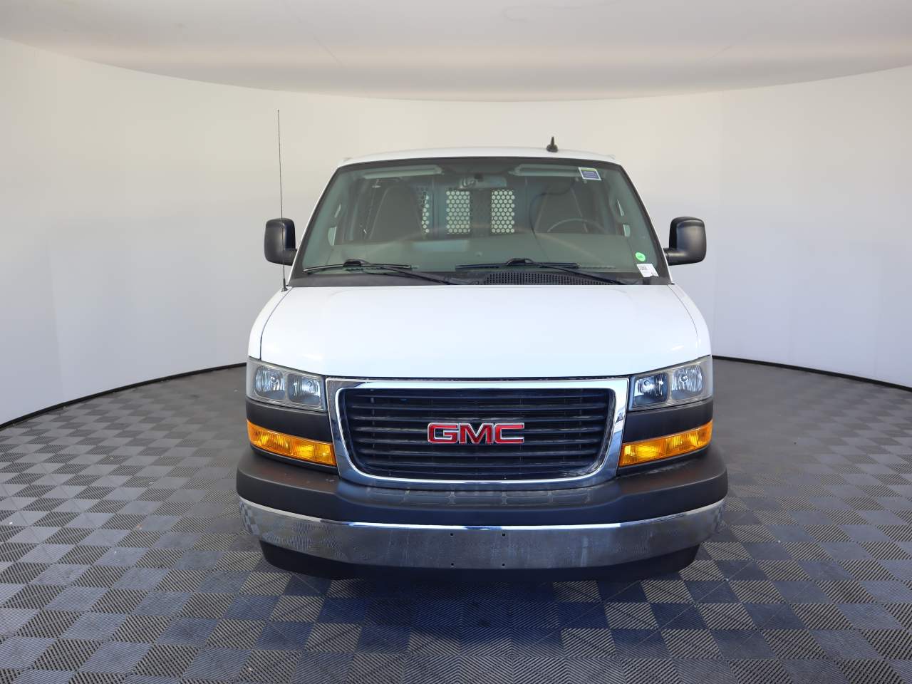 2021 GMC Savana 2500