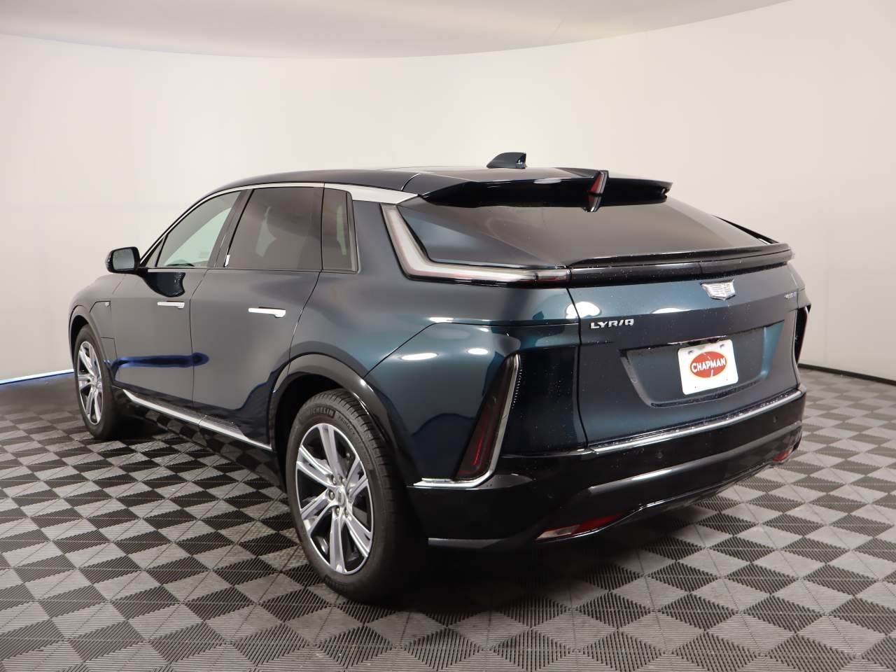 2024 Cadillac LYRIQ Tech