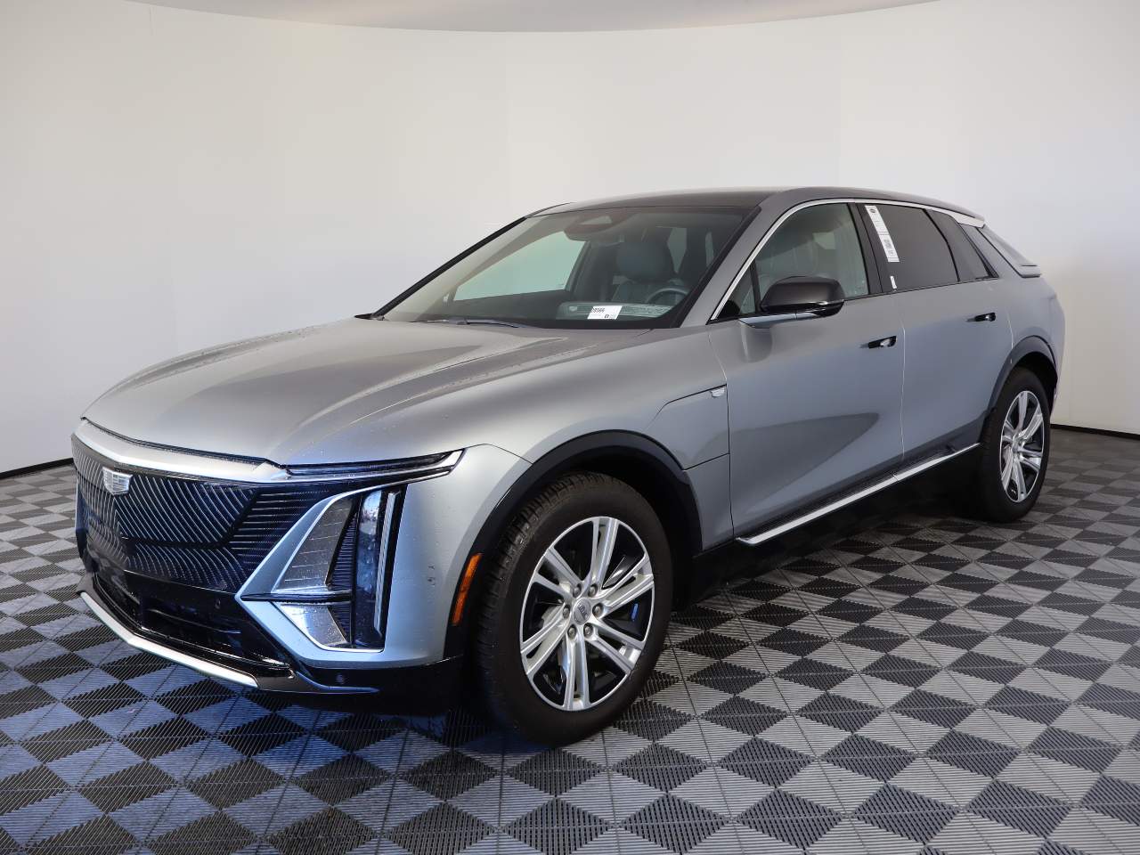 2024 Cadillac Lyriq