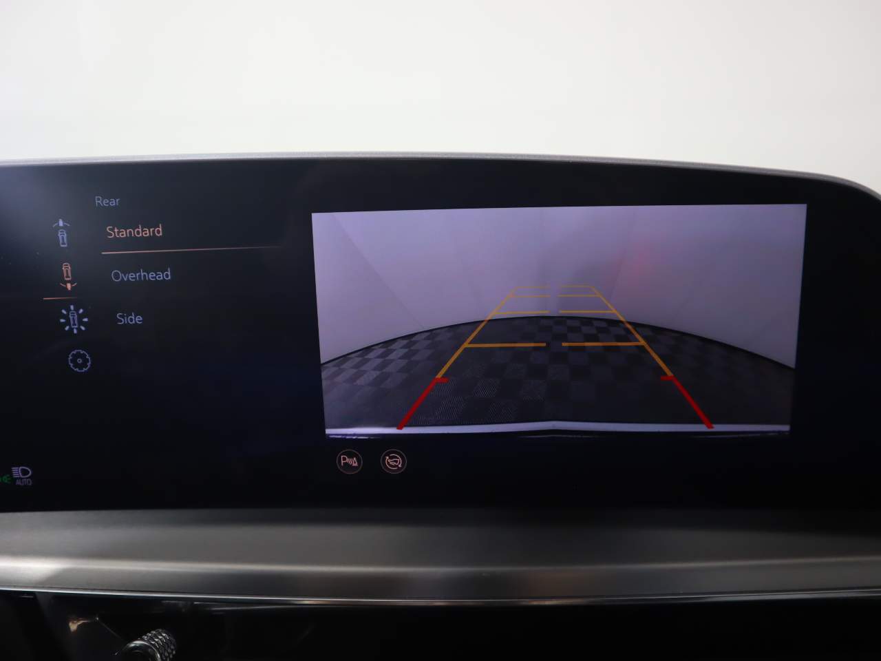 2024 Cadillac LYRIQ Luxury 1