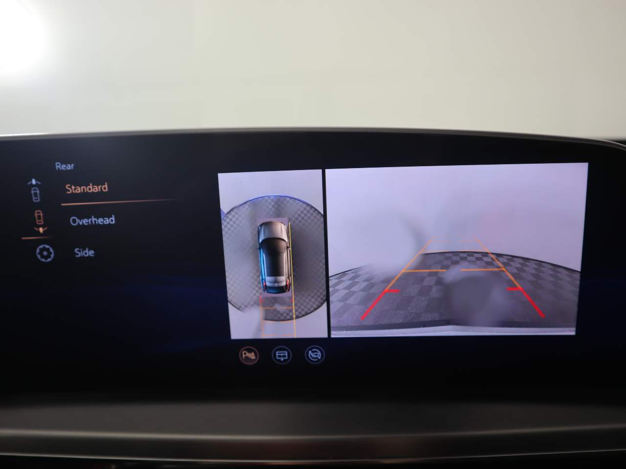 2024 Cadillac LYRIQ Sport 2