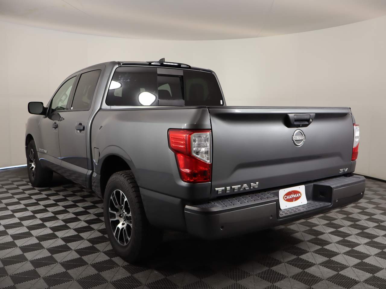 2023 Nissan Titan SV Crew Cab