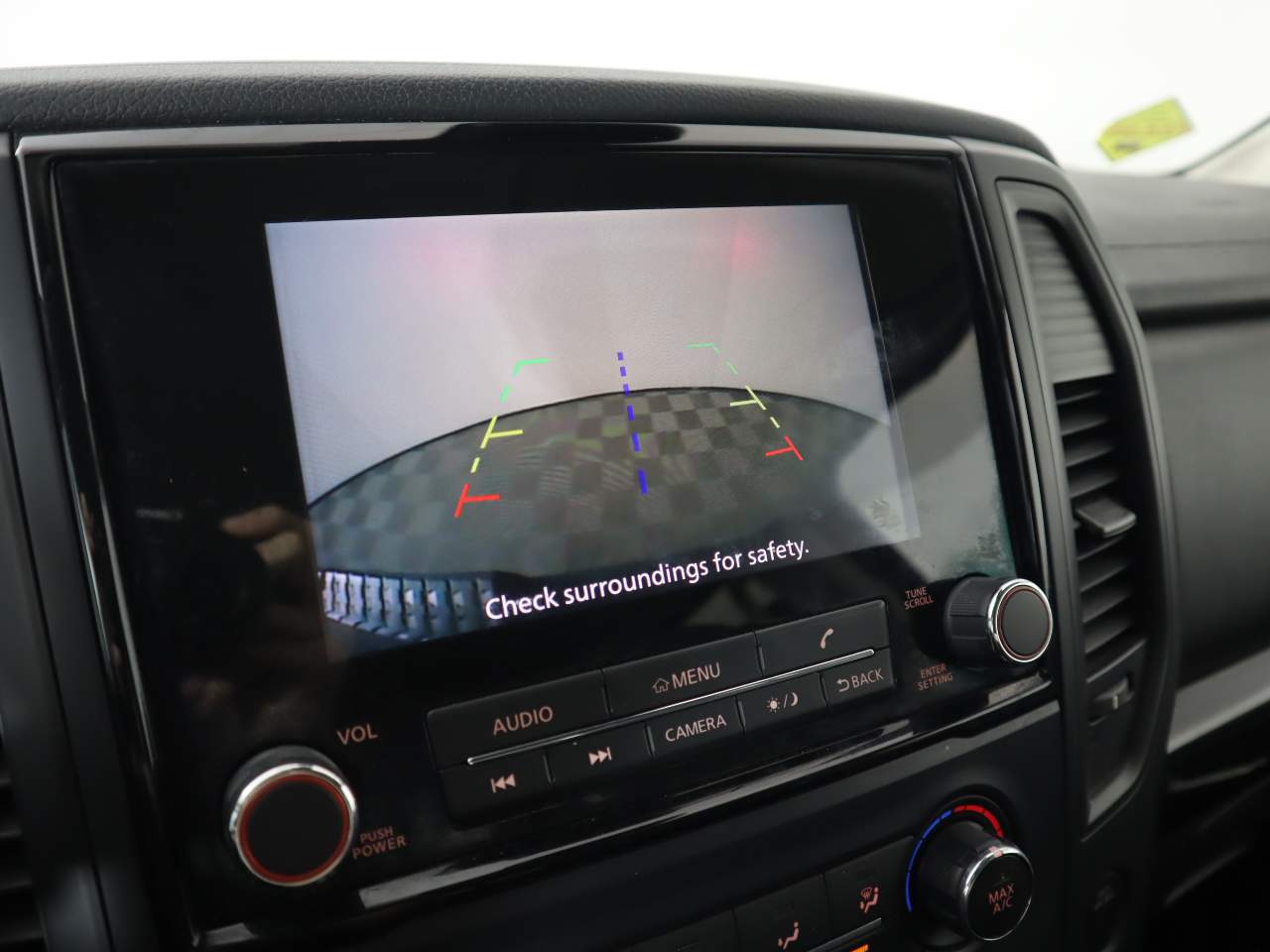 2023 Nissan Titan SV Crew Cab