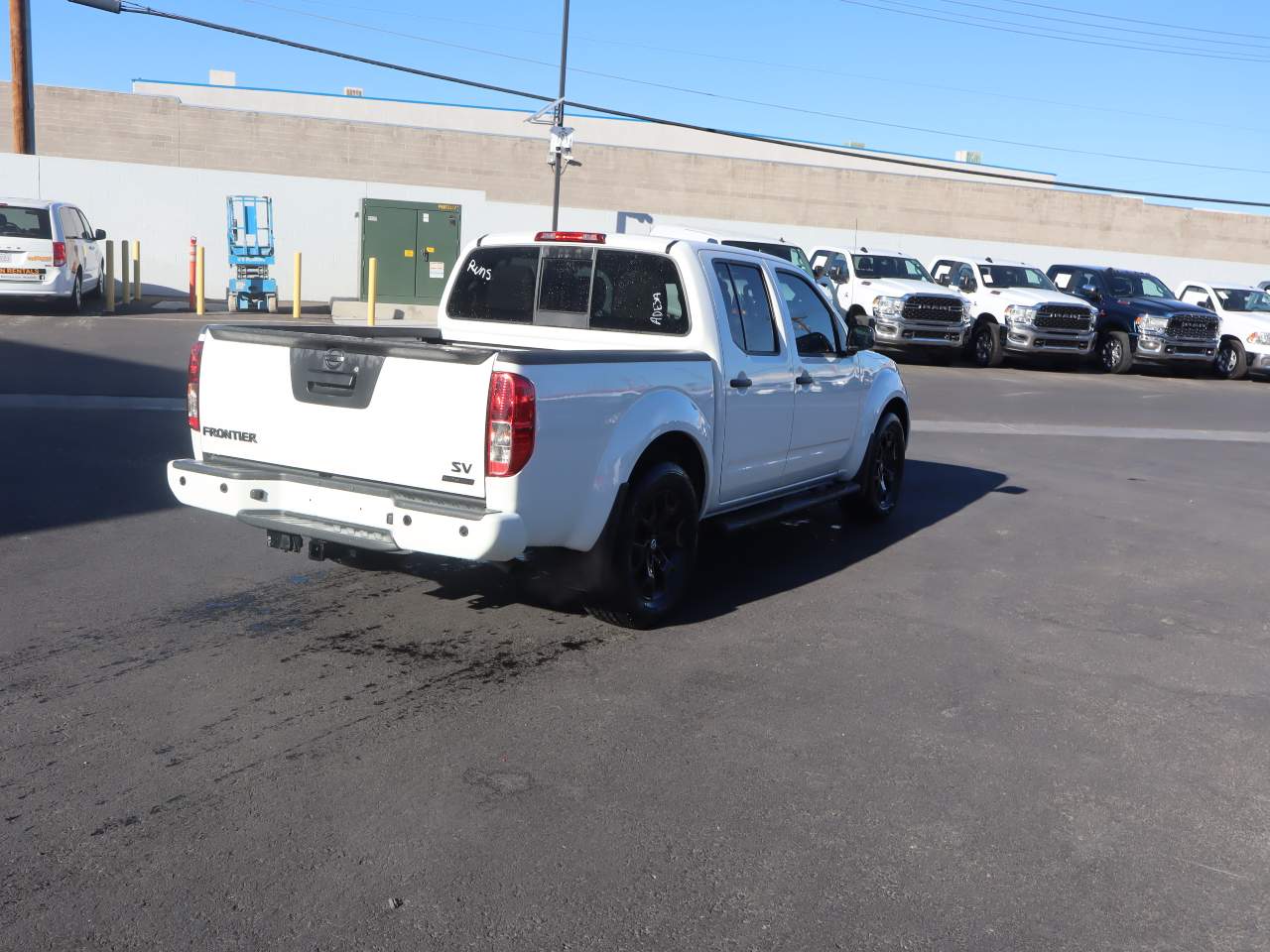 2021 Nissan Frontier SV Crew Cab