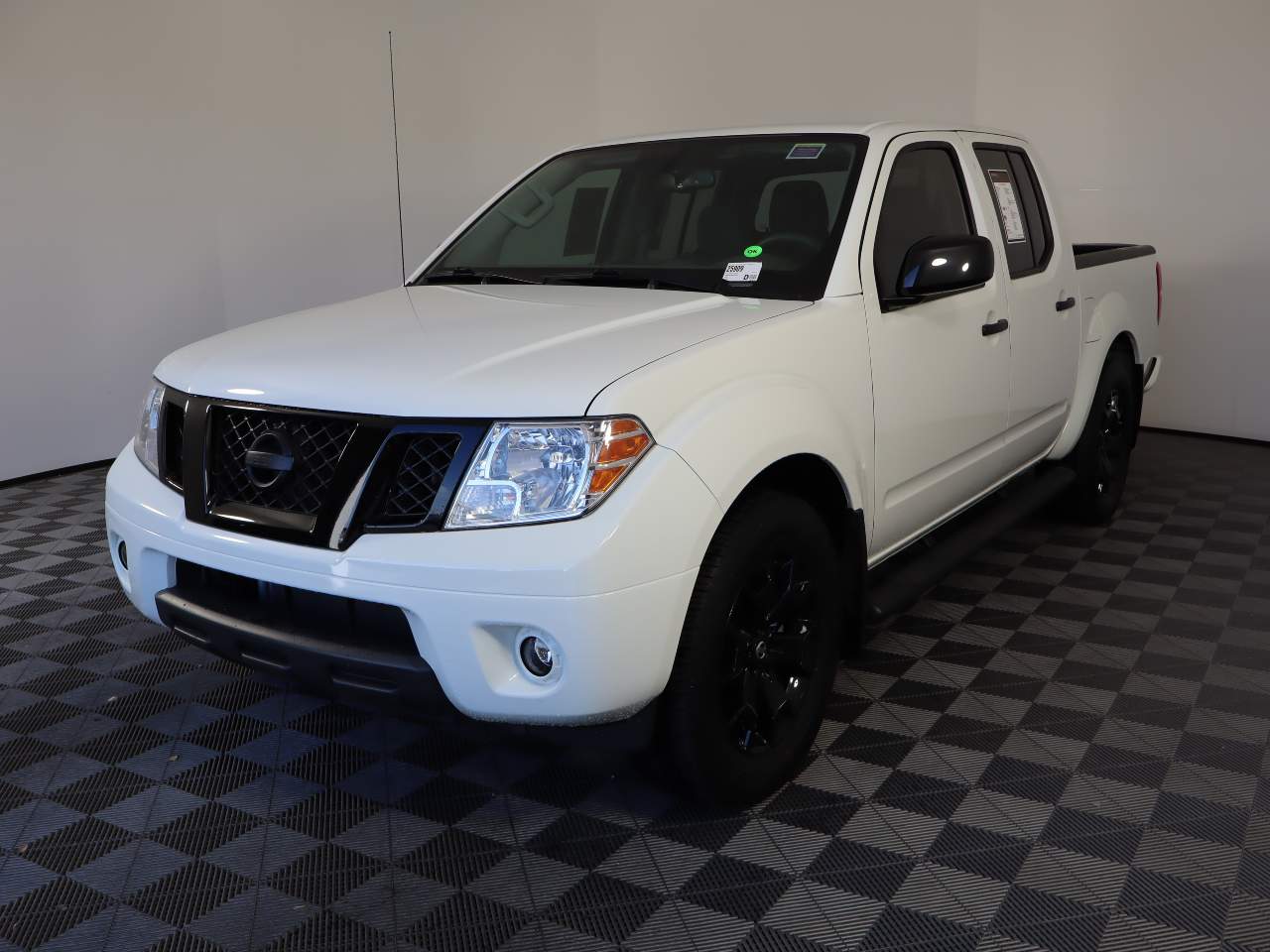 2021 Nissan Frontier SV Crew Cab