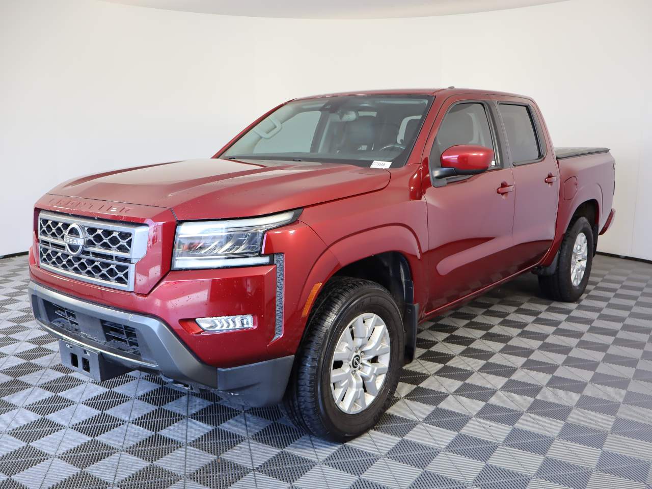 2022 Nissan Frontier SV Crew Cab 4X4 SWB's photo
