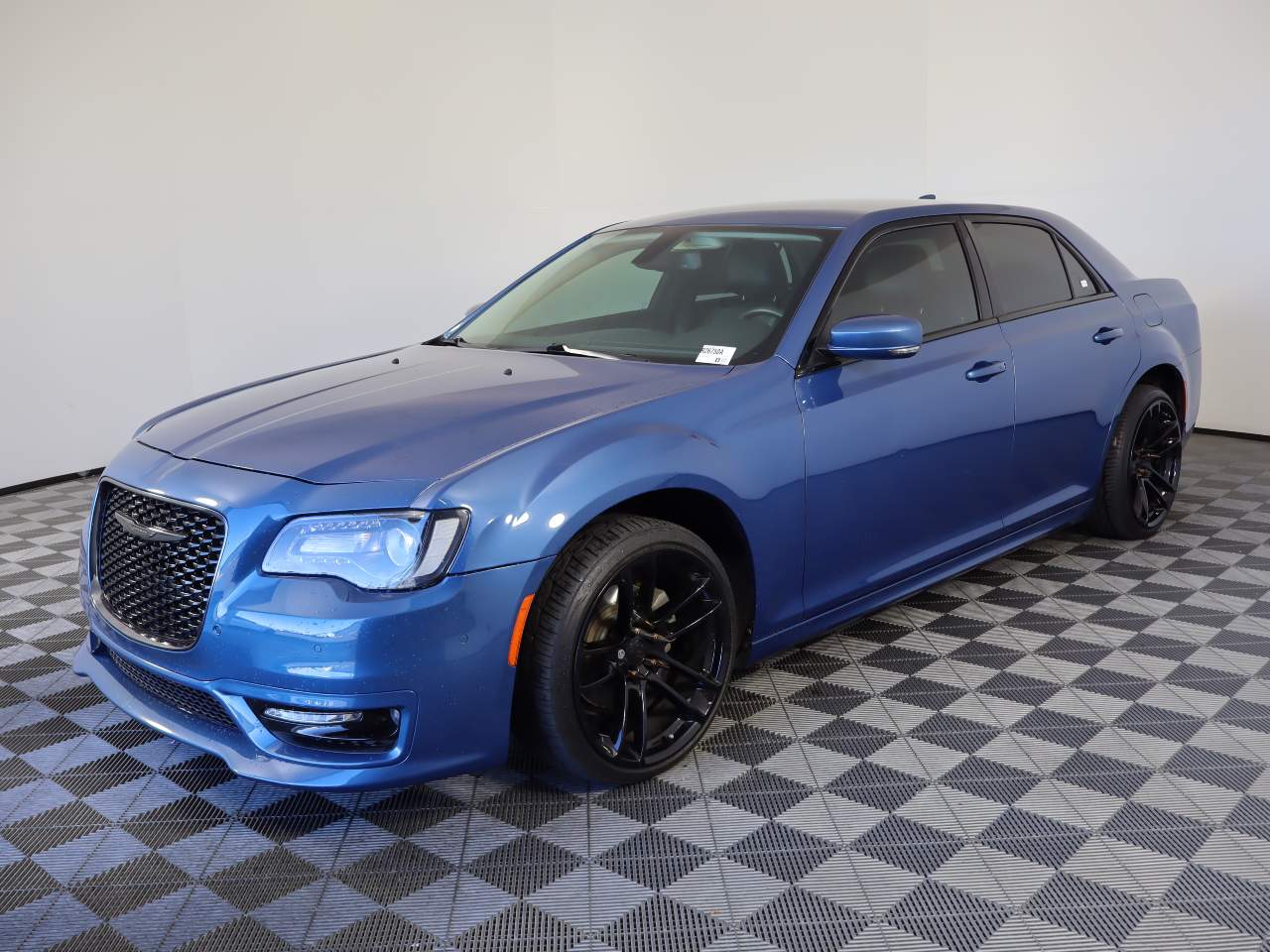 2021 Chrysler 300 Touring L