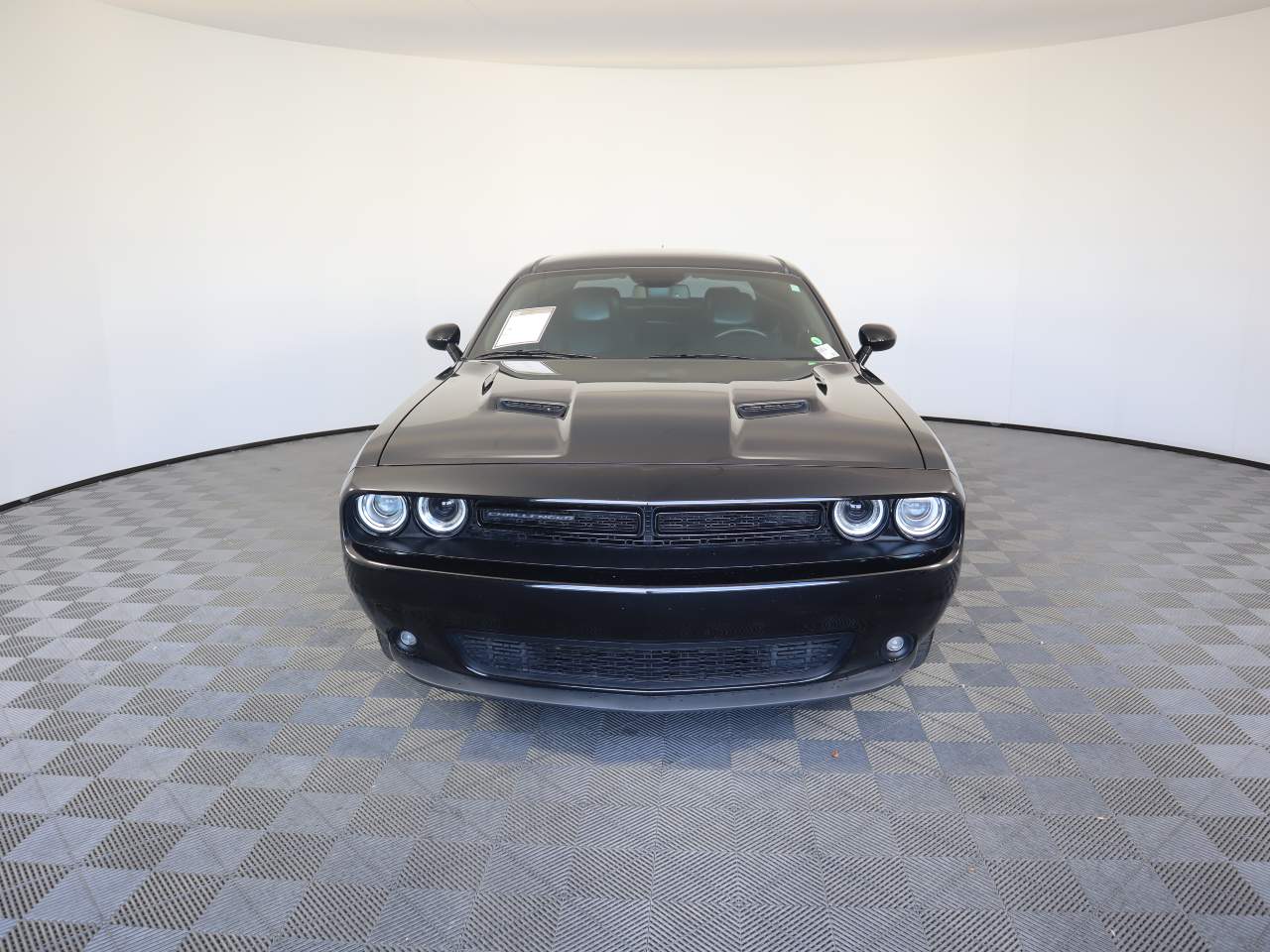 2018 Dodge Challenger SXT Plus