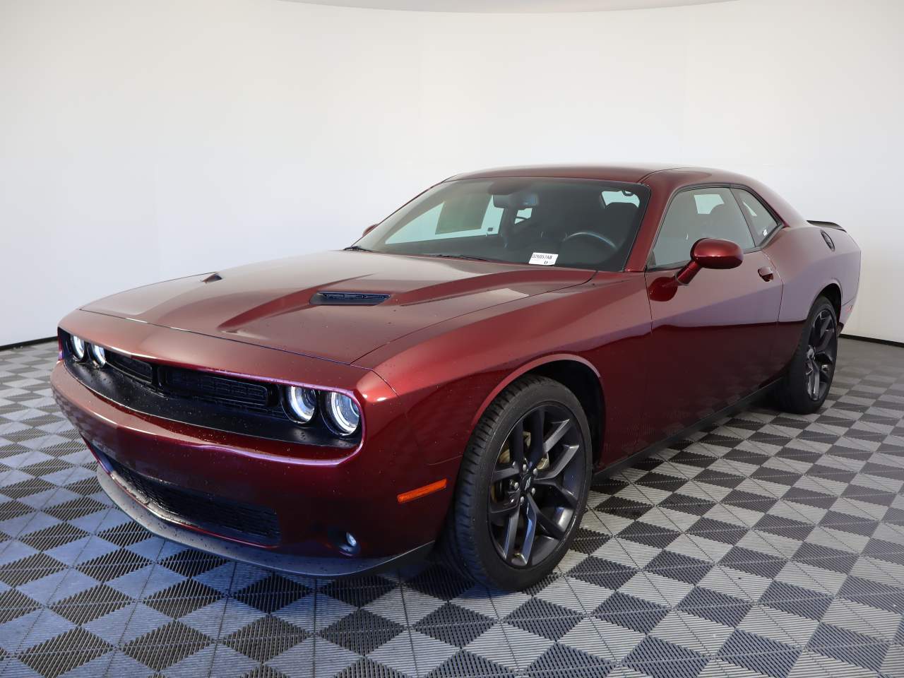 2021 Dodge Challenger SXT Auto's photo