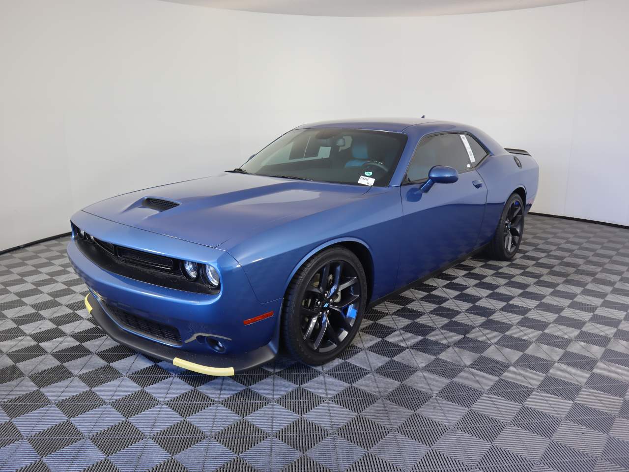 2022 Dodge Challenger GT Auto's photo
