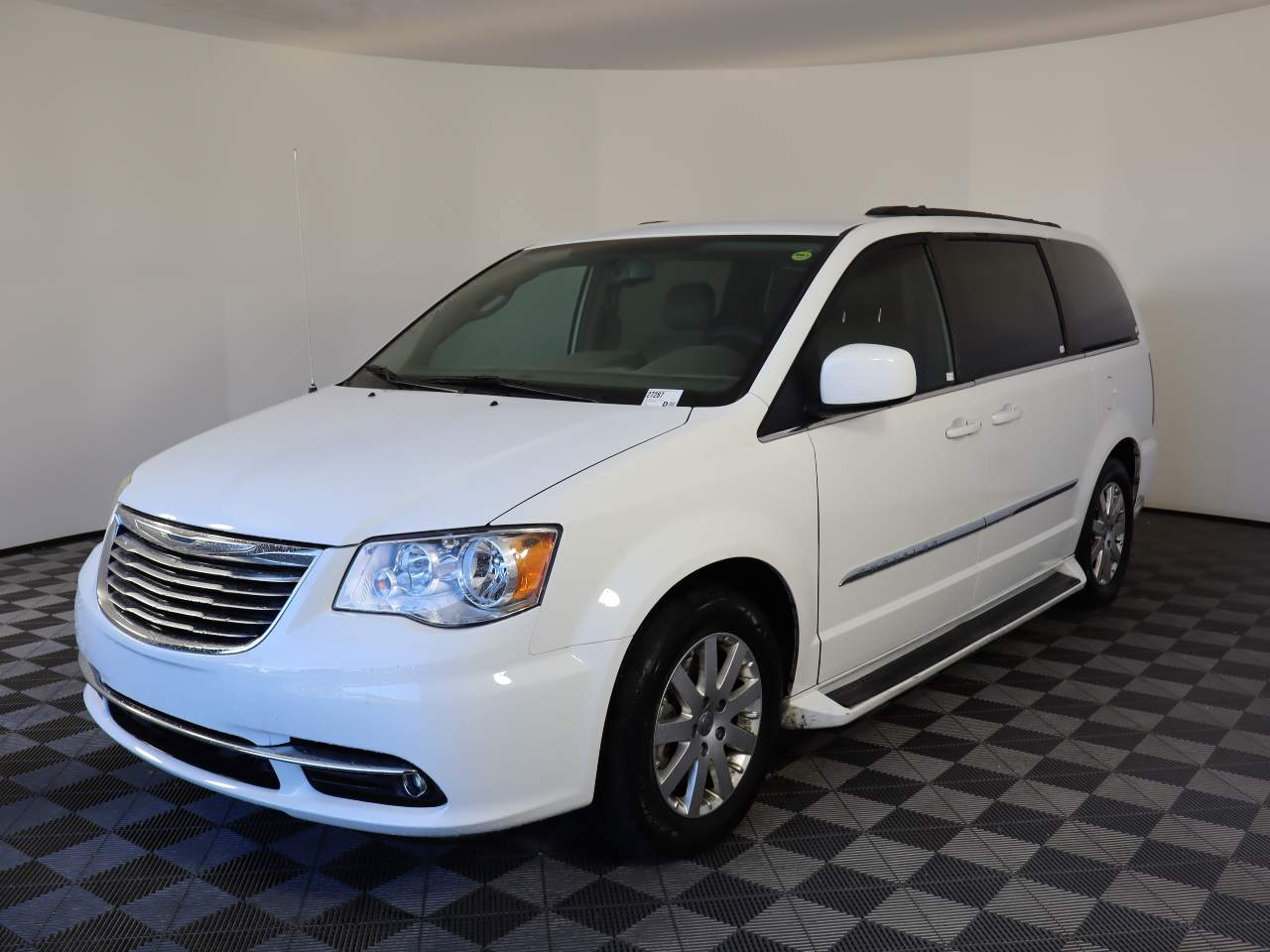 2015 Chrysler Town and Country Touring