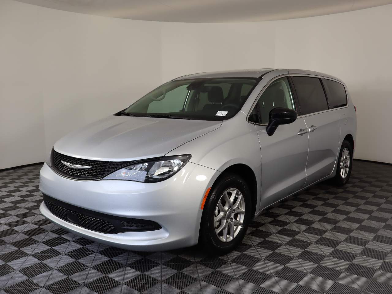 2024 Chrysler Voyager's photo