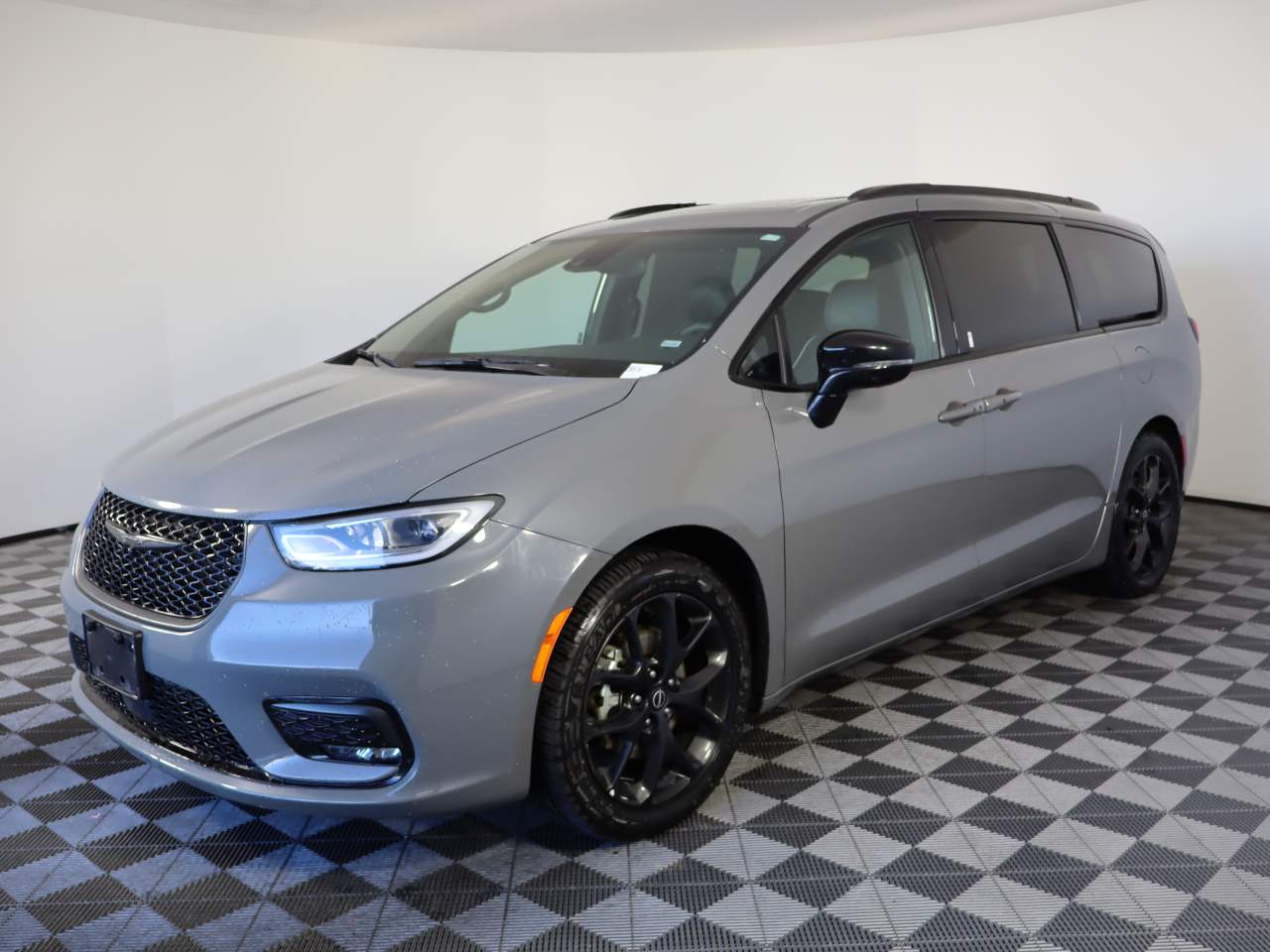 2025 Chrysler Pacifica 4dr Mini-Van FWD