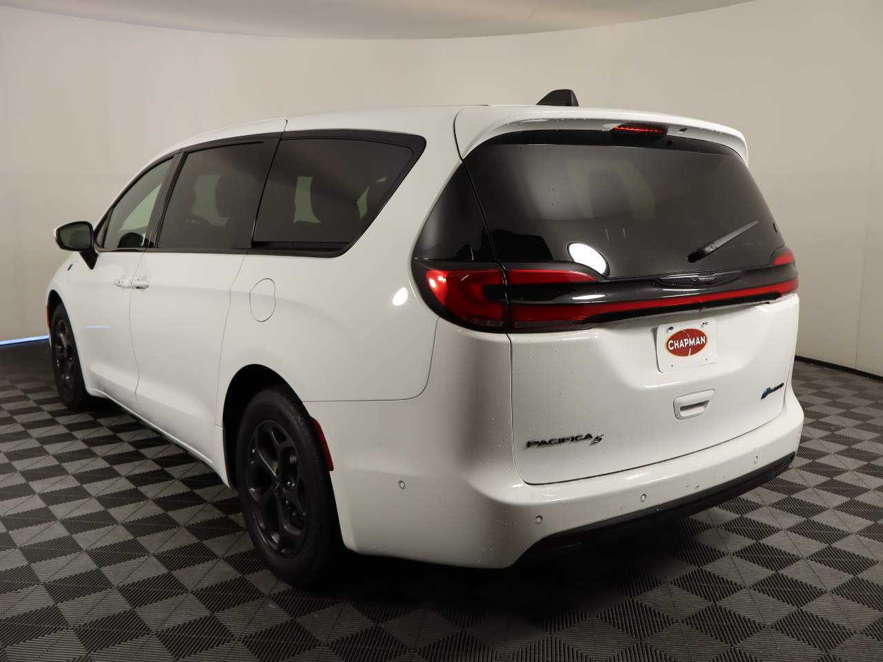 2023 Chrysler Pacifica Plug-In Hybrid Touring L