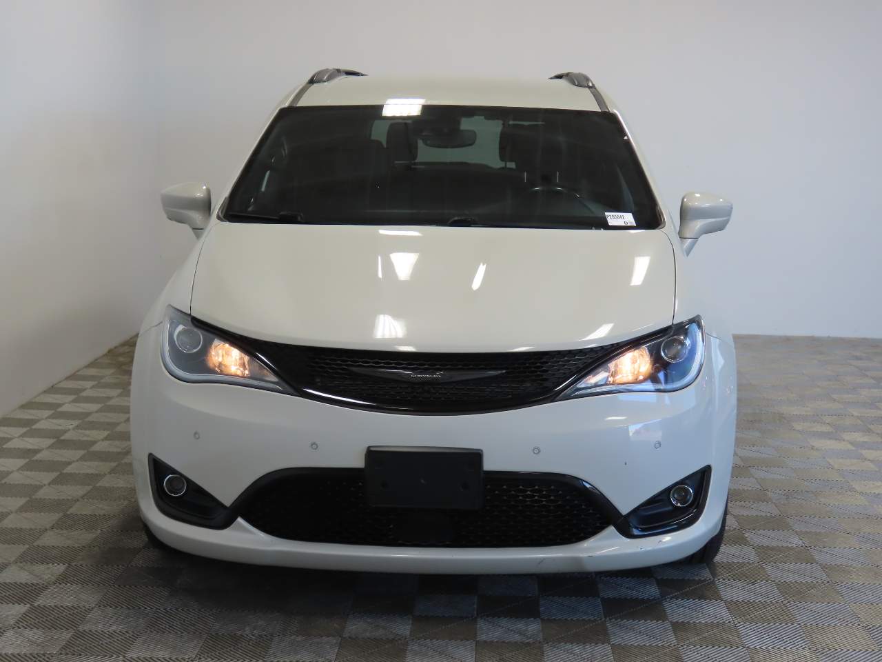 2020 Chrysler Pacifica Launch Edition