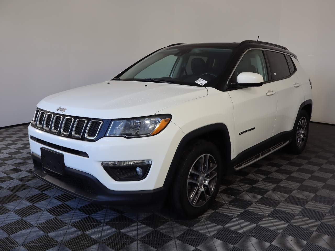 2020 Jeep Compass Sun & Safety's photo