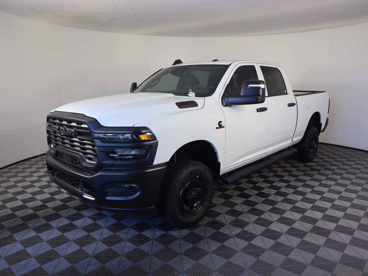 2026 Ram 2500 4WD Crew Cab 149.00in