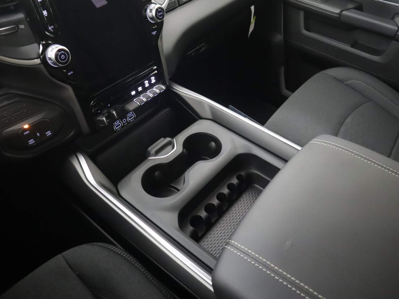2025 RAM 2500 Big Horn - Photo 15