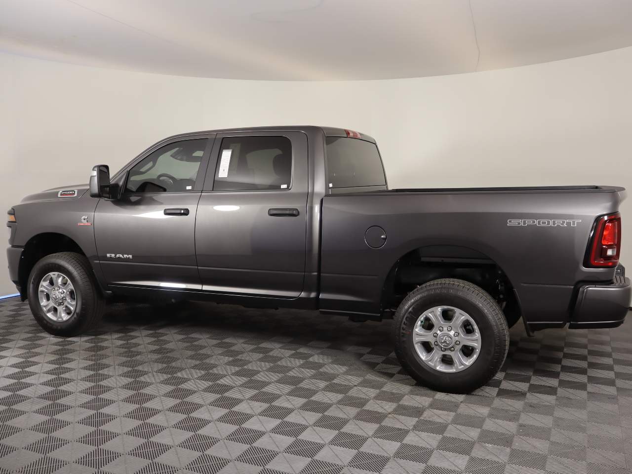 View vehicle photo 3