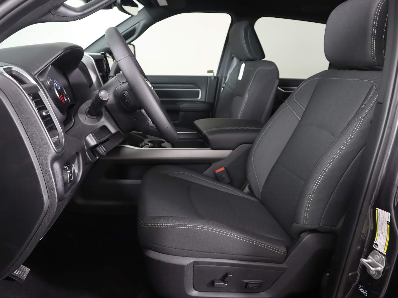 2025 RAM 2500 Big Horn - Photo 9
