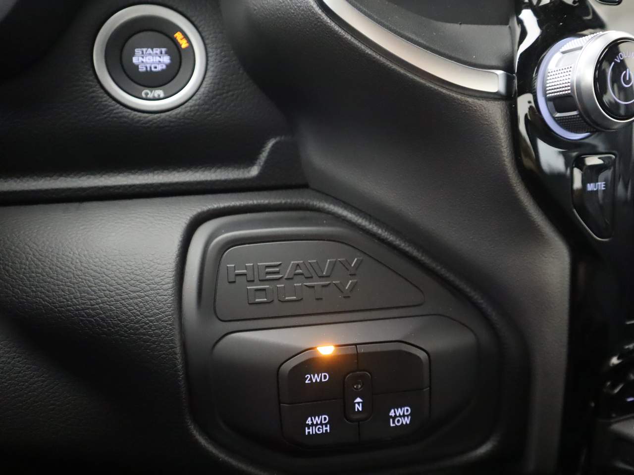 2025 RAM 2500 Big Horn - Photo 16
