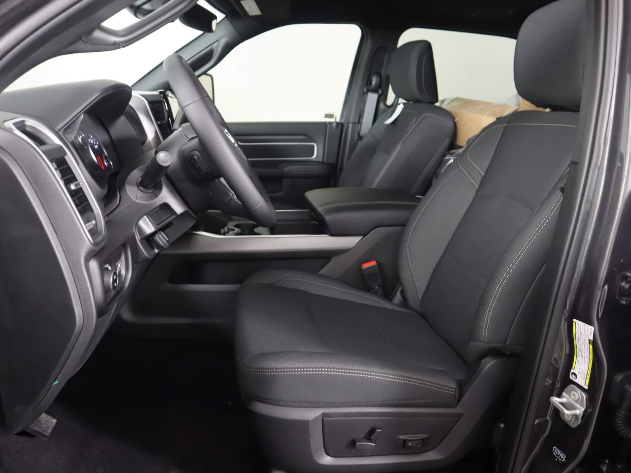 2025 RAM 2500 Big Horn - Photo 9