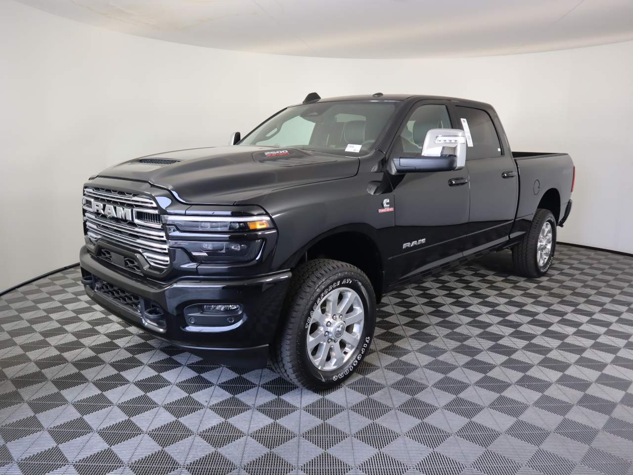 2025 RAM Ram 2500 Pickup Laramie's photo