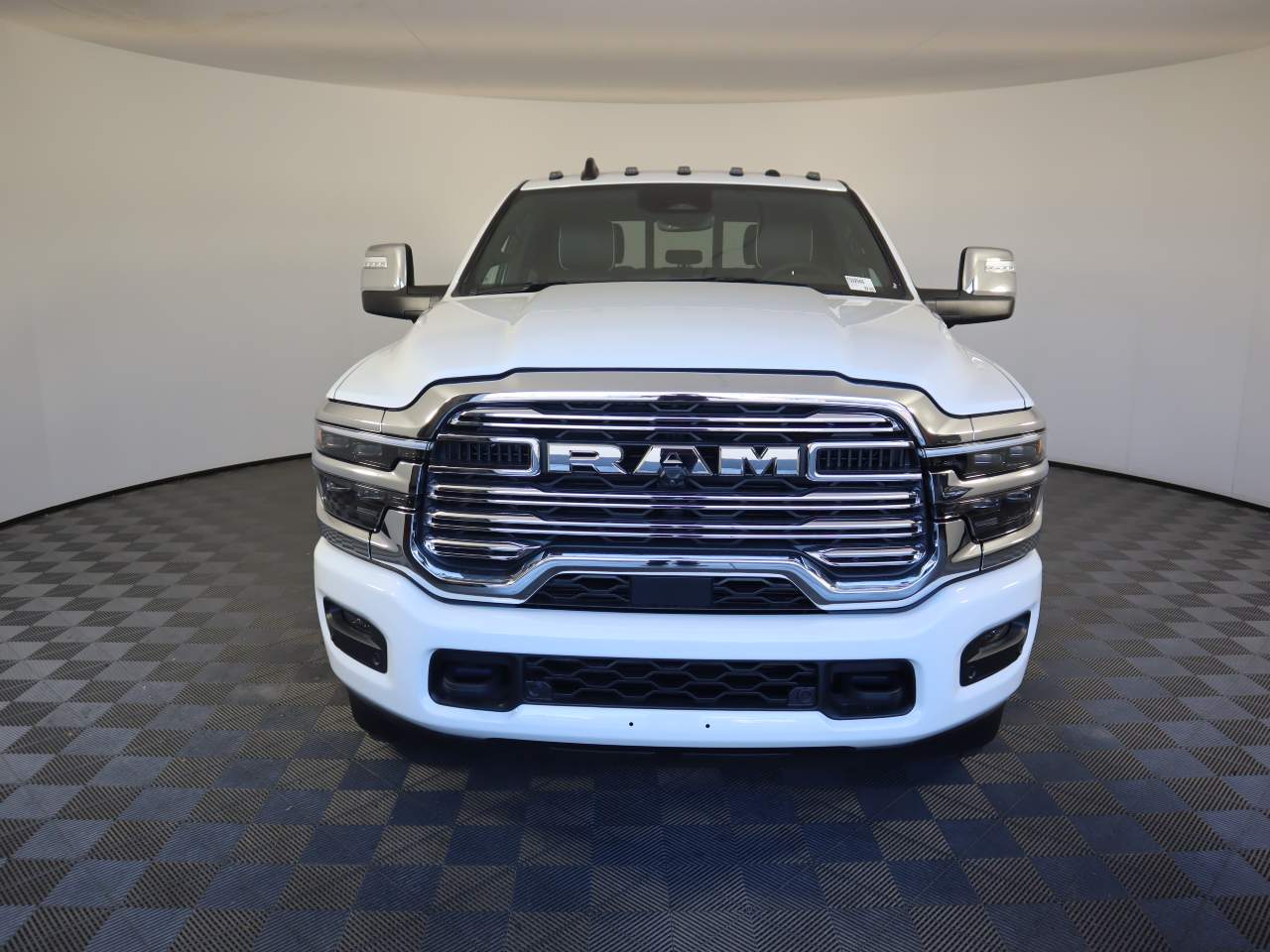 2025 Ram 2500 Laramie photo 3
