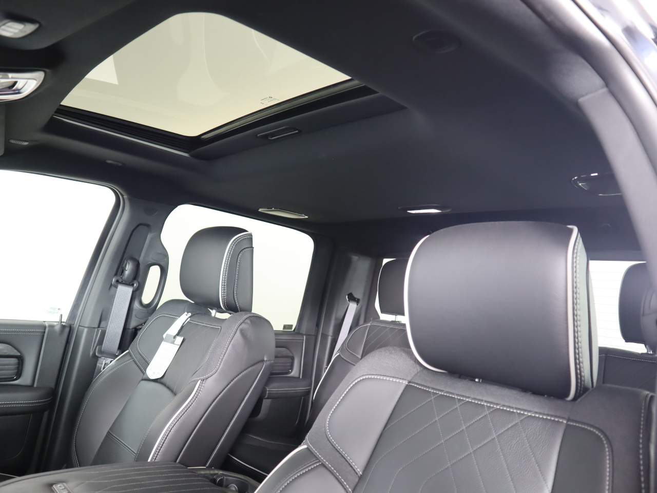 2025 RAM 2500 Limited - Photo 12