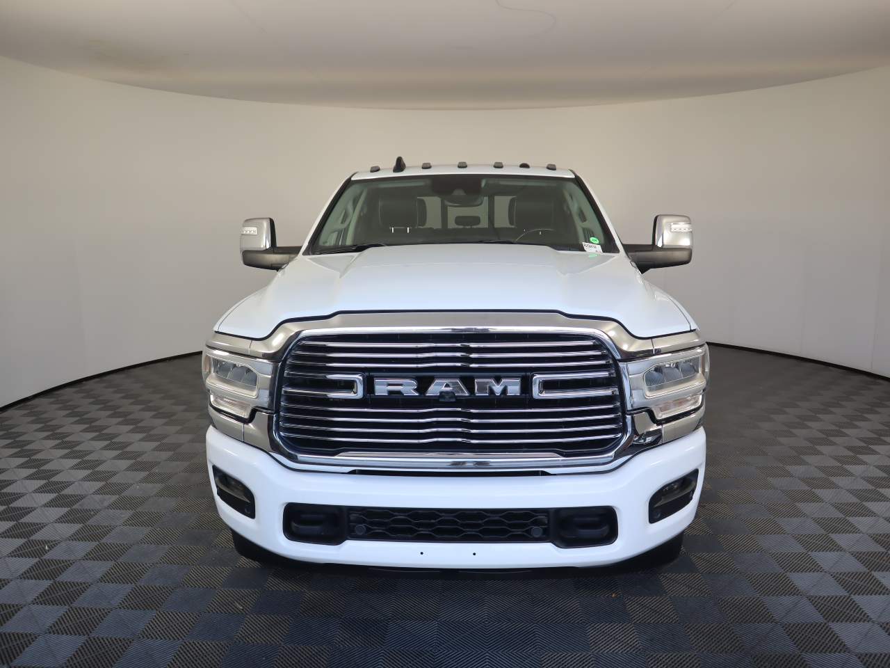 2023 Ram 3500 Laramie Crew Cab
