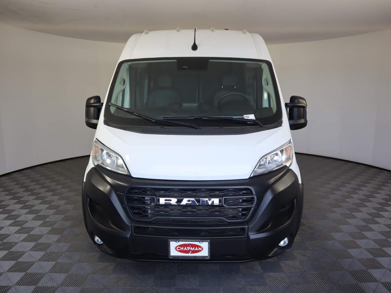 View vehicle photo 2