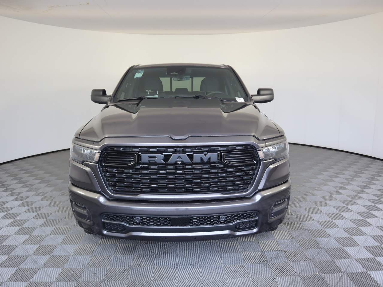 2026 Ram 1500 Crew Cab Tradesman