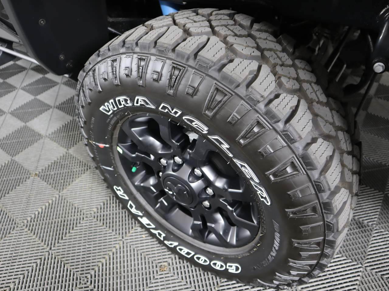 2025 RAM 2500 Power Wagon - Photo 6