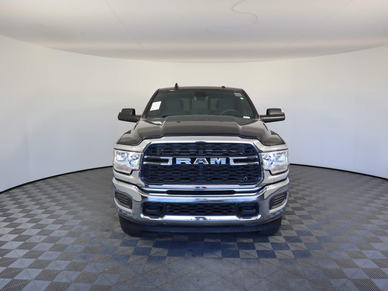 2022 Ram 2500 Tradesman Crew Cab