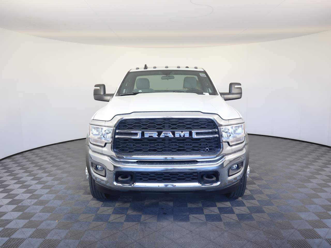 2024 Ram 4500 Chassis Cab Tradesman