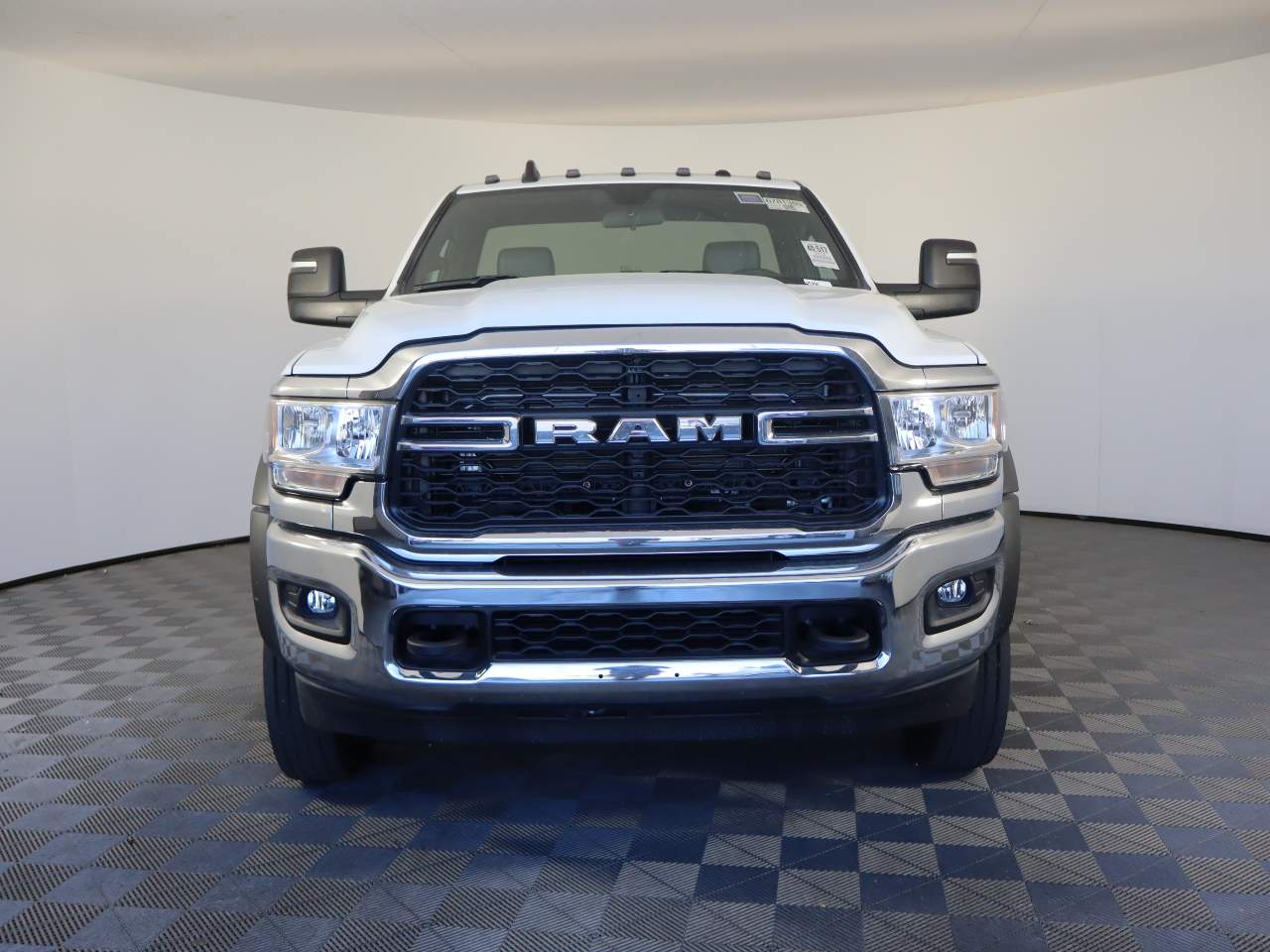 2024 Ram 5500 Chassis Cab Tradesman