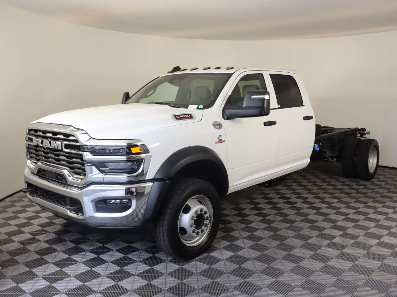 2025 Ram 5500 Chassis Cab Tradesman Crew Cab
