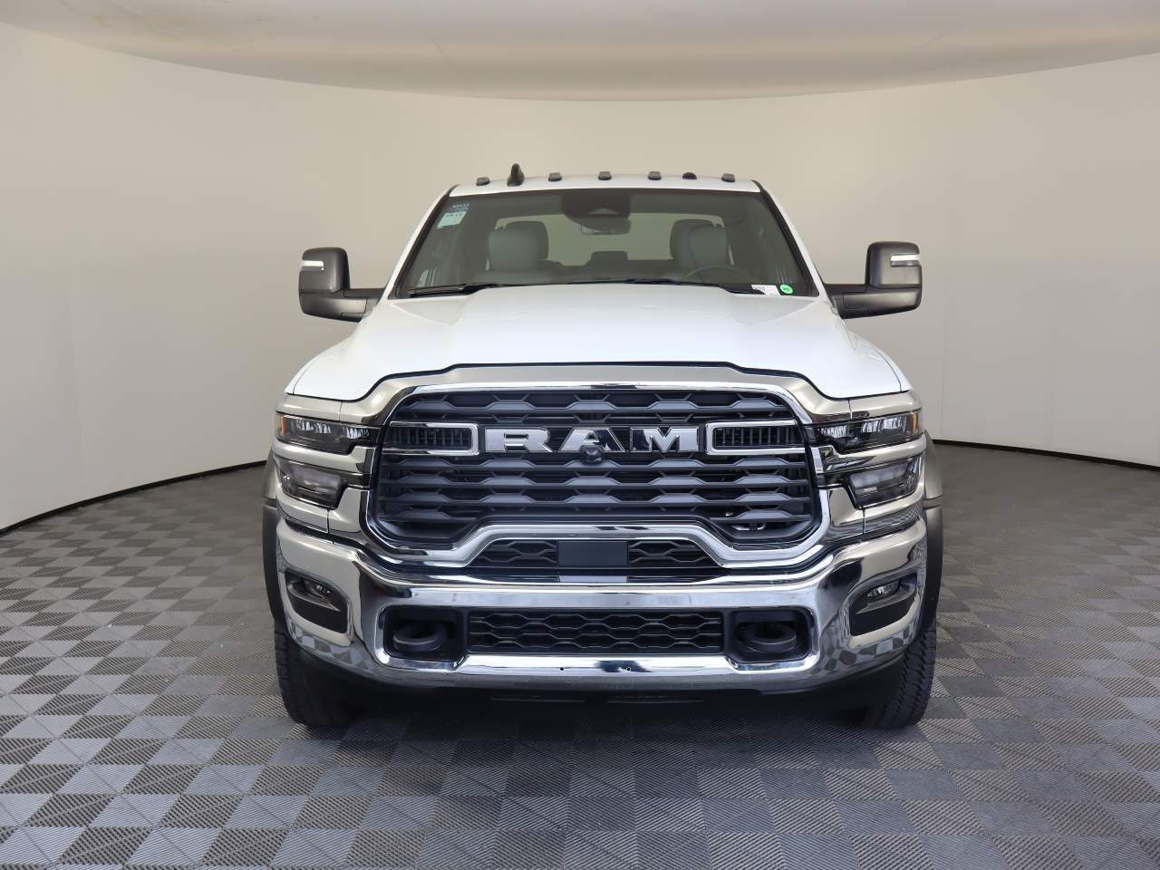 2025 Ram 5500 Chassis Cab Tradesman Crew Cab