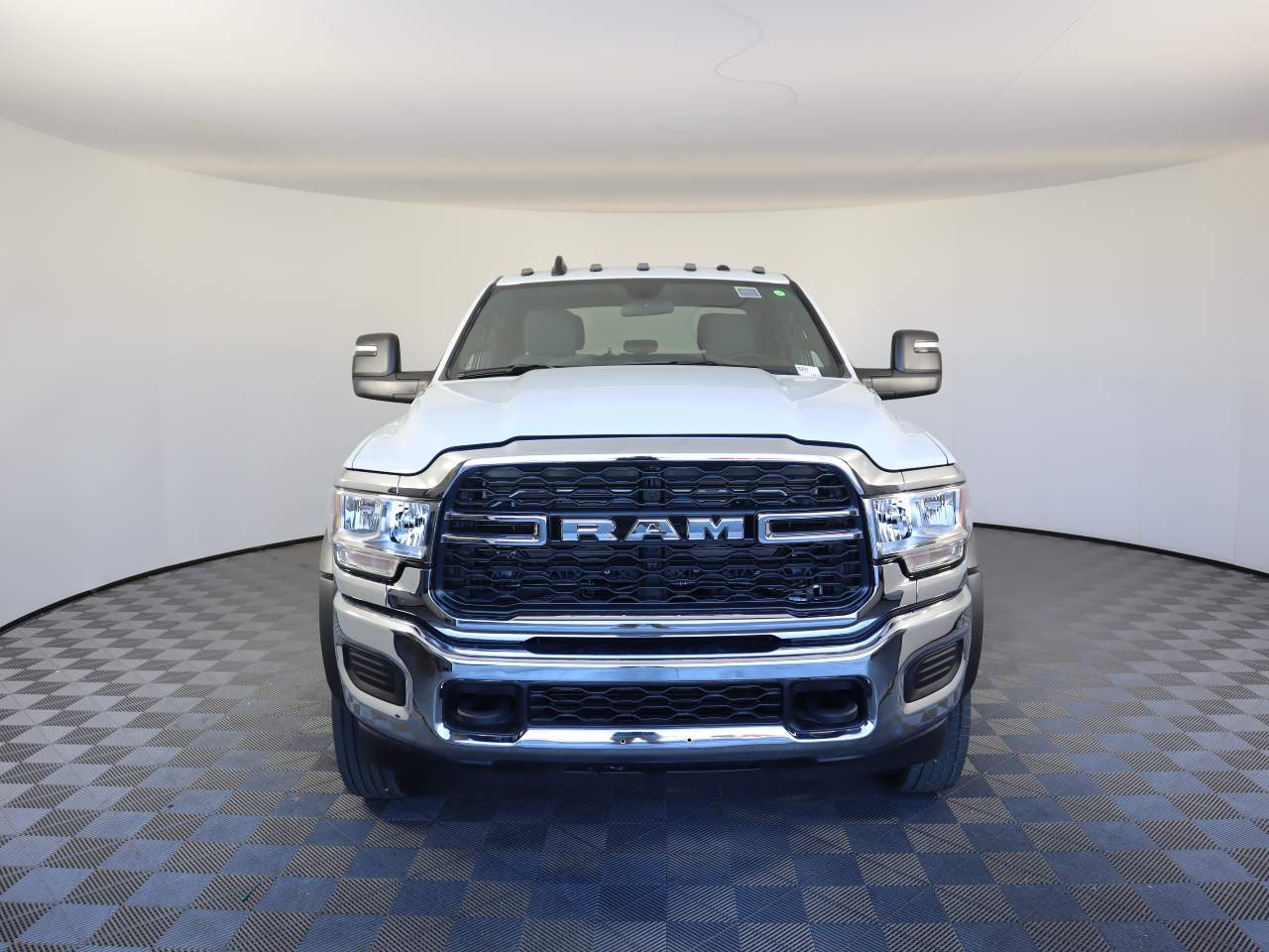 2024 Ram 5500 Chassis Cab Tradesman