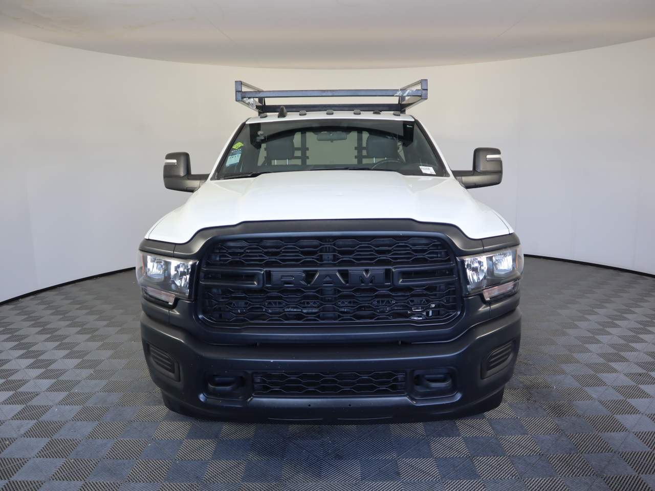 2023 Ram 3500 Tradesman REG CAB 60"C/A