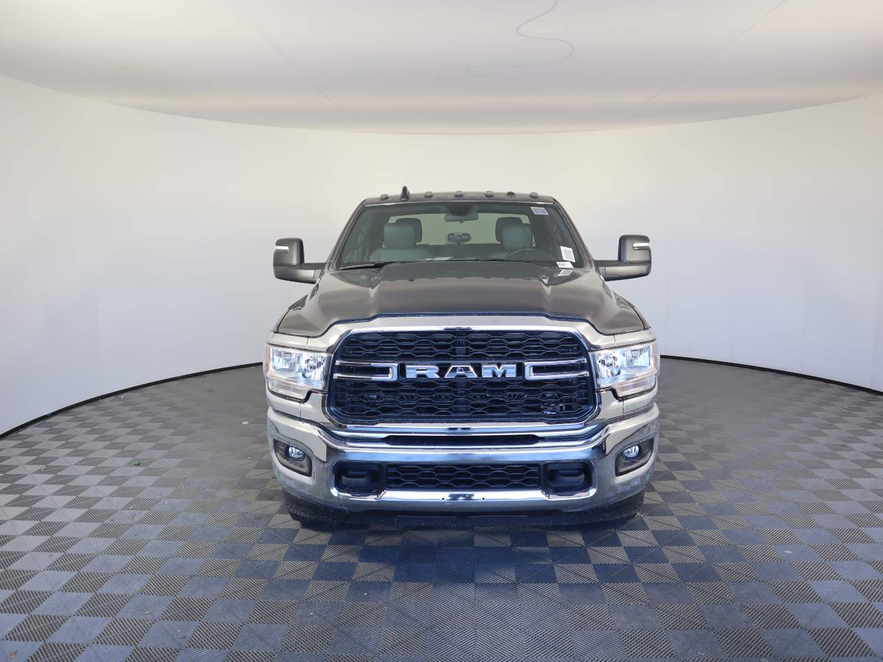 2024 Ram 3500 Crew Cab Chassis