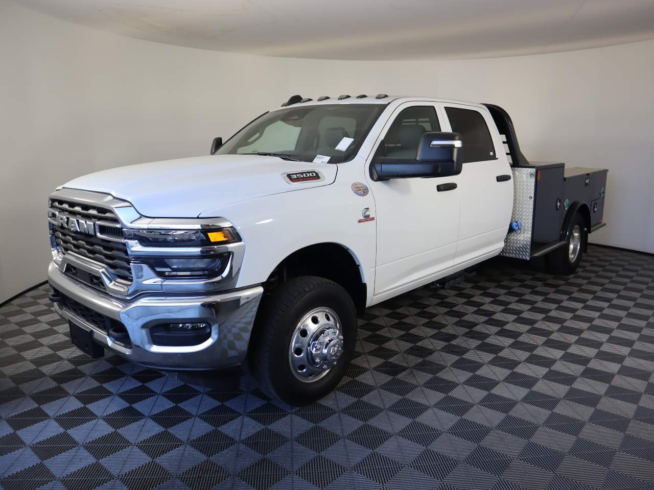 2026 RAM Ram 3500 Chassis Cab Tradesman's photo