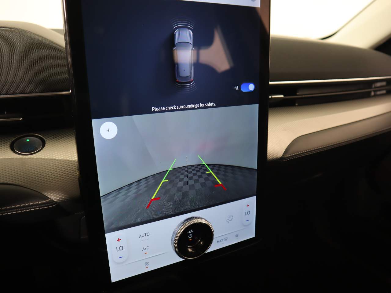 2022 Ford Mustang Mach-E Select