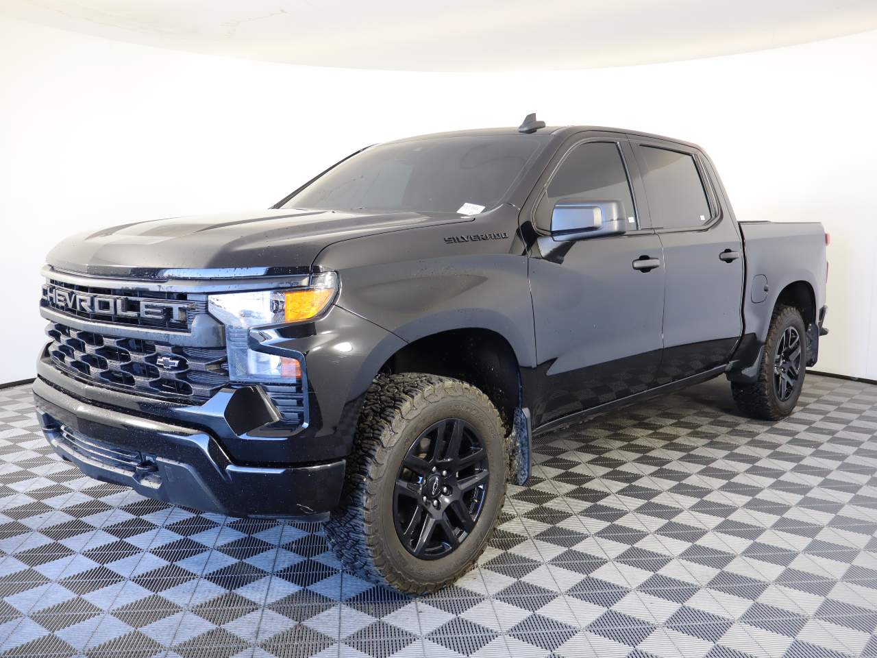 2024 Chevrolet Silverado 1500 Custom Crew Cab
