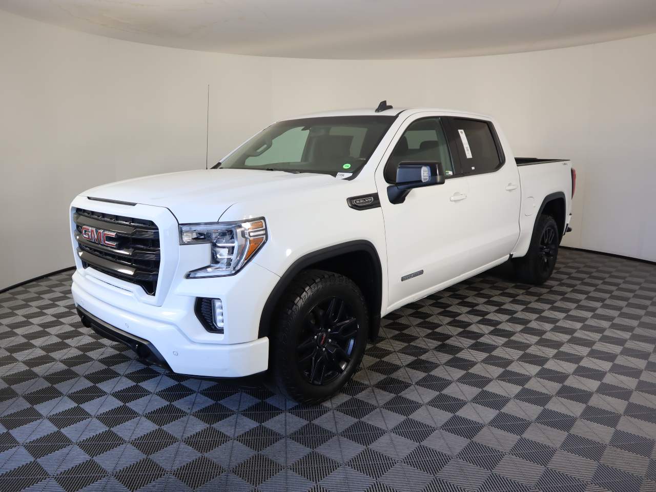2021 GMC Sierra 1500 Elevation's photo