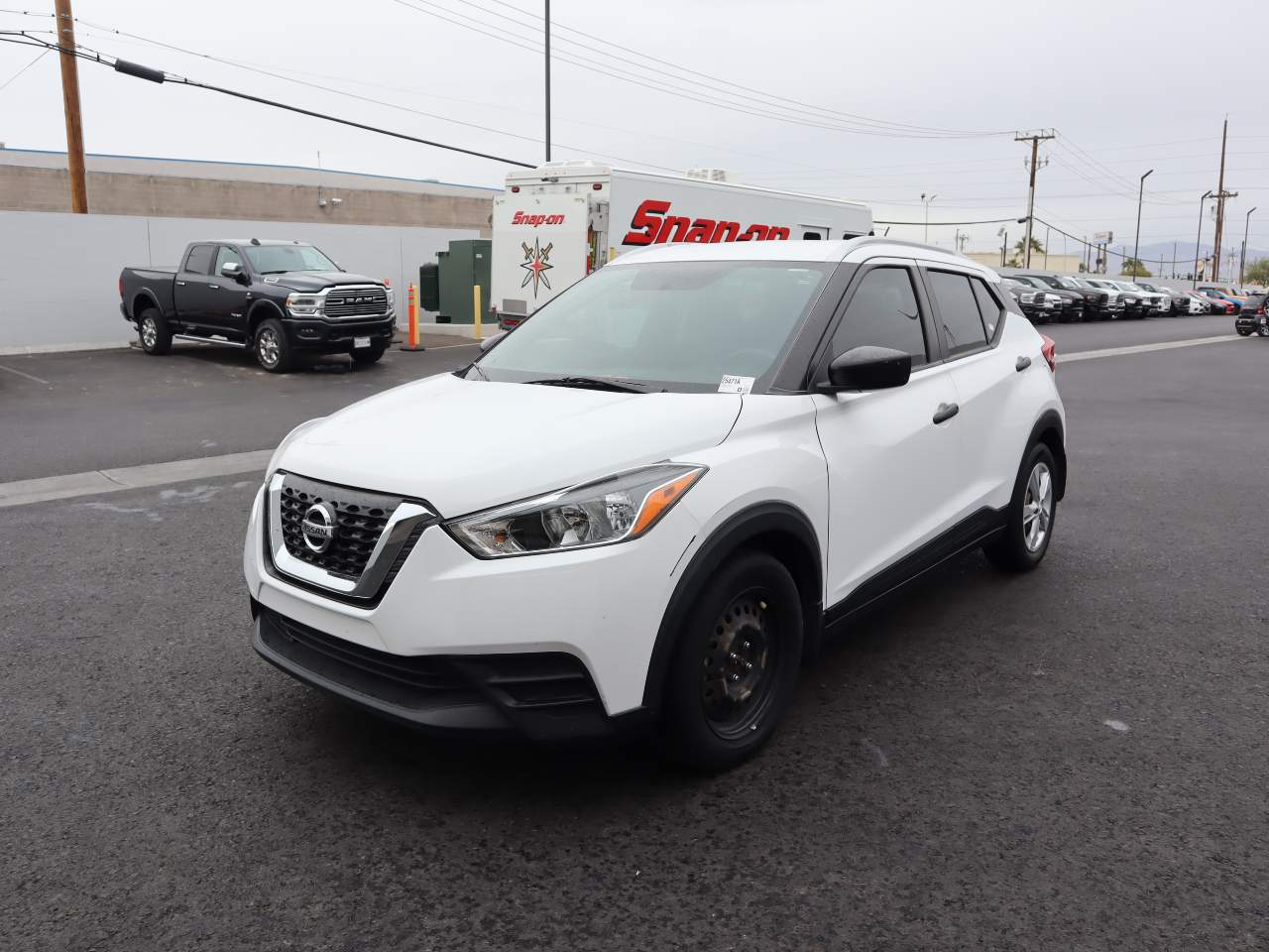 2019 Nissan Kicks S